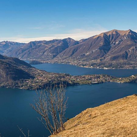 Casa In Riva Al Lago ヴァレンナ エクステリア 写真