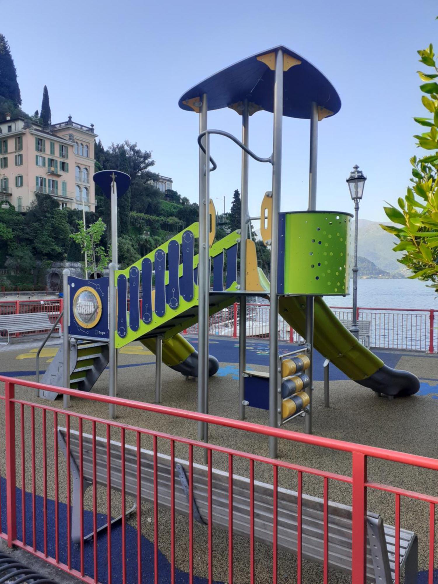 Casa In Riva Al Lago ヴァレンナ エクステリア 写真