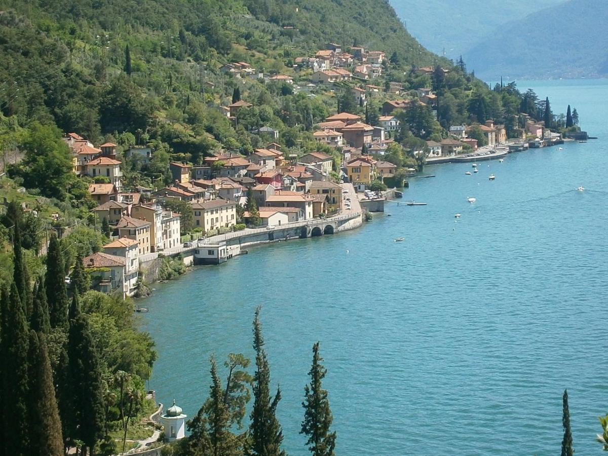 Casa In Riva Al Lago ヴァレンナ エクステリア 写真