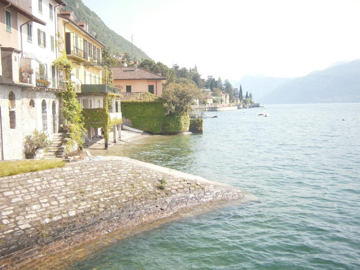 Casa In Riva Al Lago ヴァレンナ エクステリア 写真